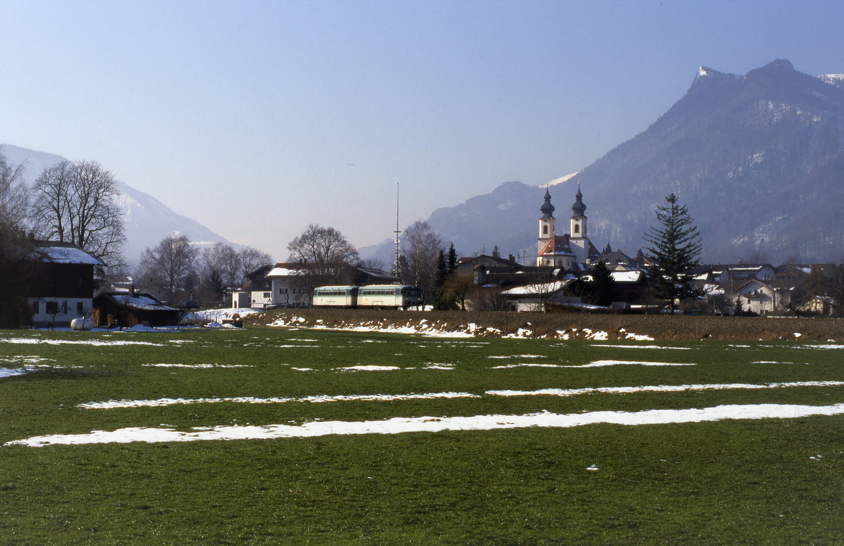 Chiemgaubahn  bei Aschau 1995