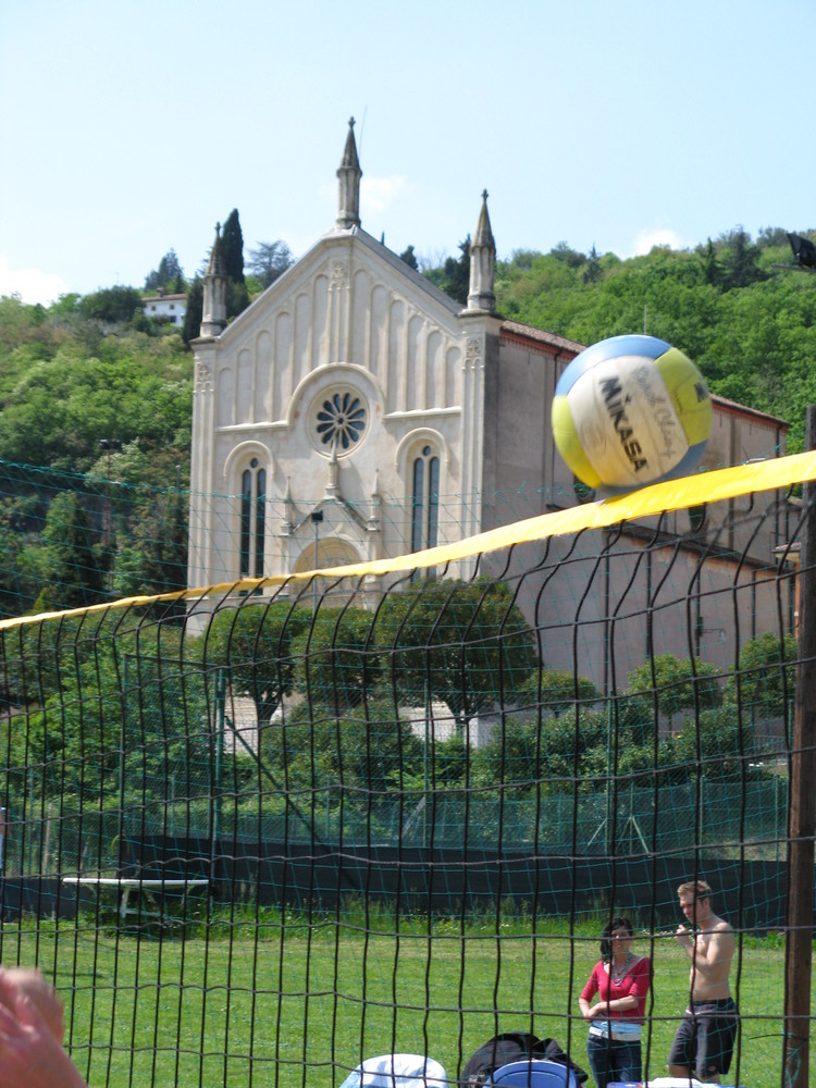 Chiesa di Mezzane