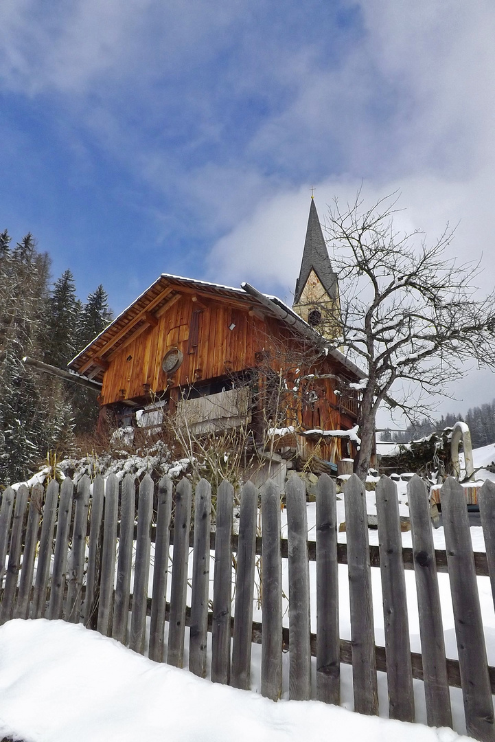 Chiesa di San Genesio, Tolpei