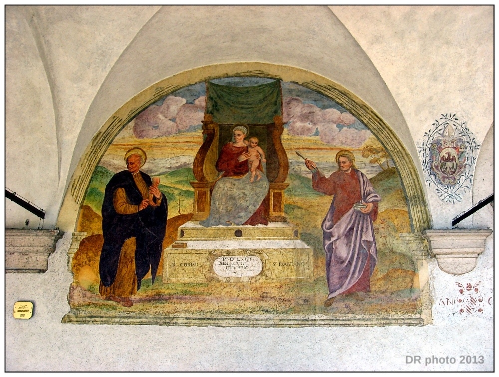 Chiesa di San Rocco - affresco esterno.