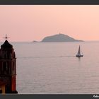 Chiesa di Tellaro al tramonto