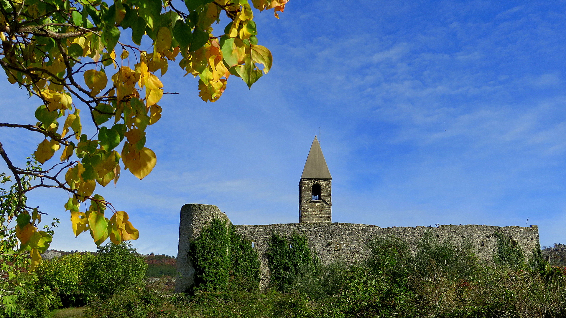 Chiesa fortificata di Hrastovlje