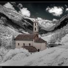 chiesa in infrared