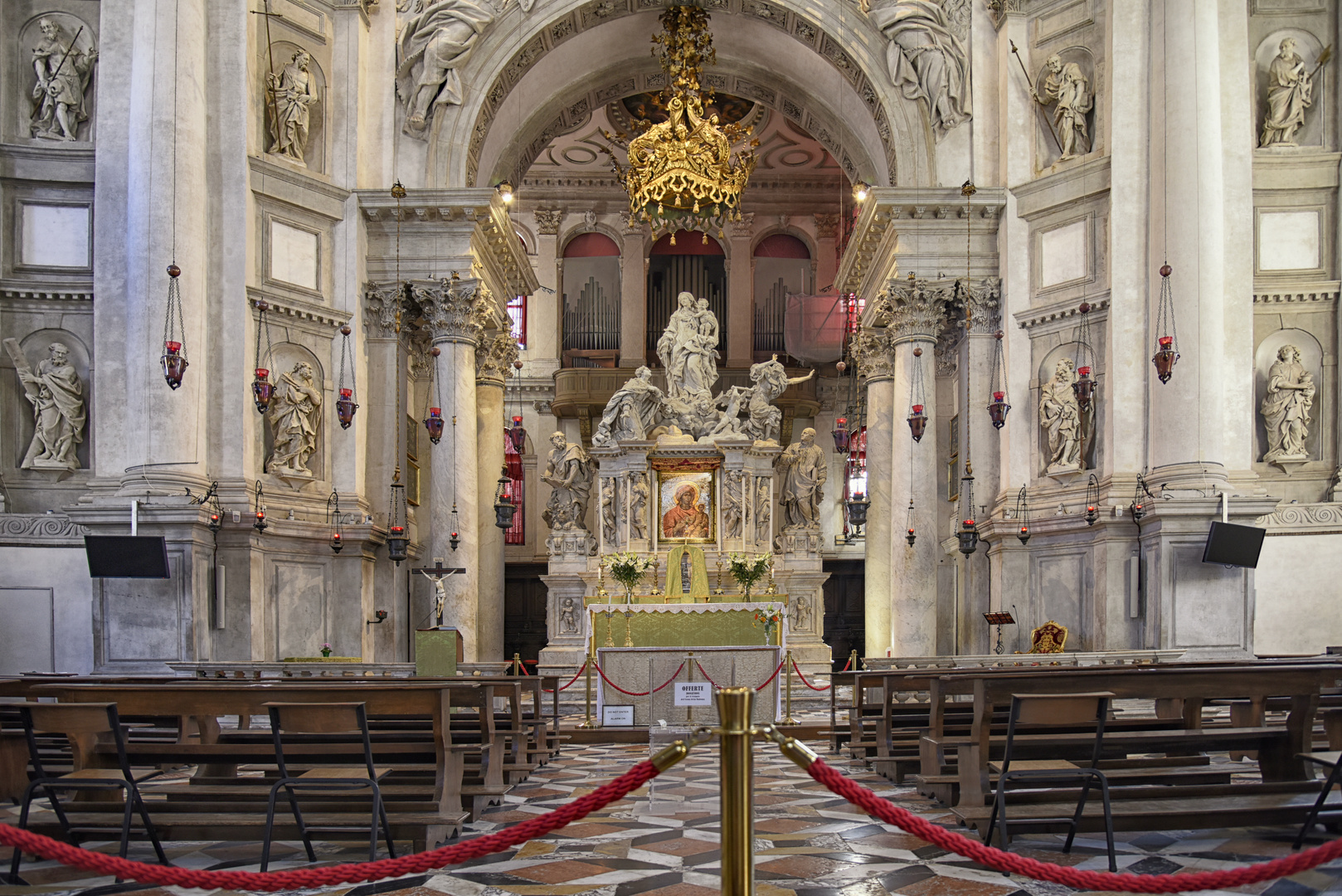 Chiesa Maria Dela Salute Venezia  - Karfreitag -