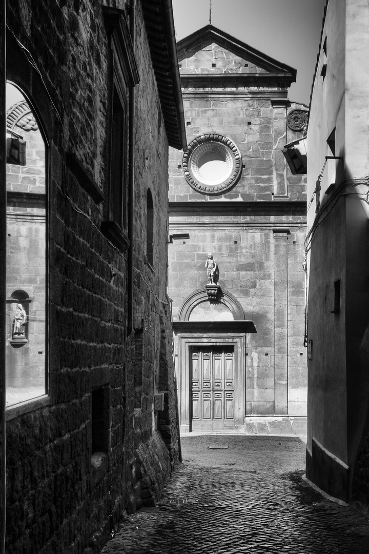 Chiesa San Giovanni Battista degli Almadiani, Viterbo