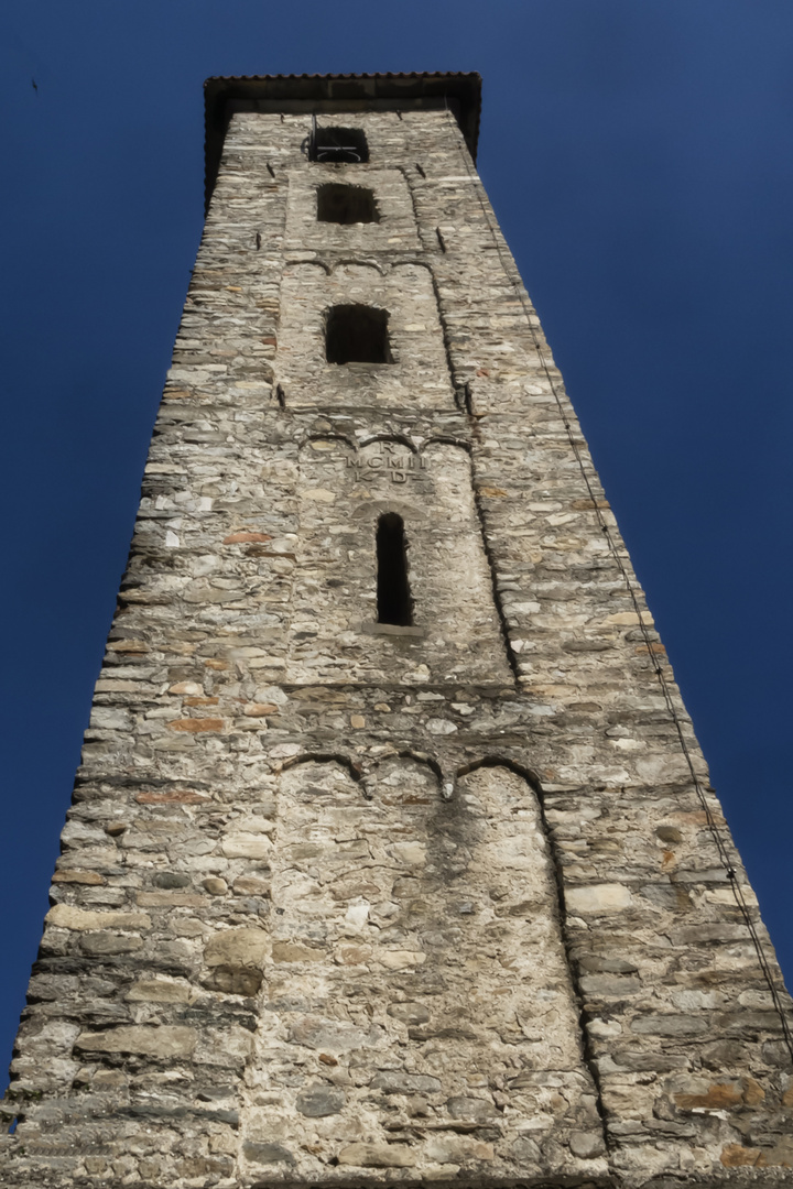 Chiesa San Pietro in Gemonio, campanile