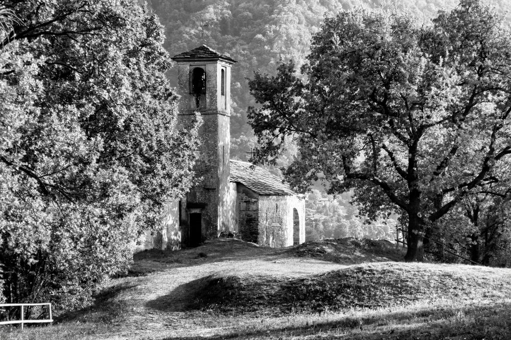 Chiesa Santa Veronica in Castelveccana