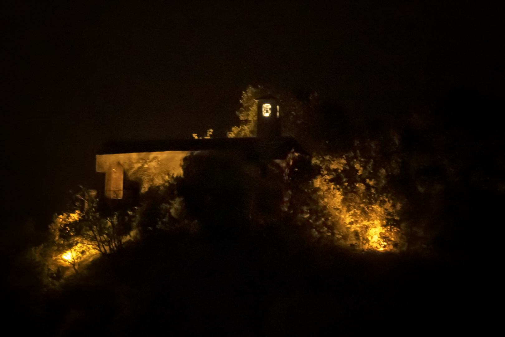 Chiesa Santa Veronica, notturno