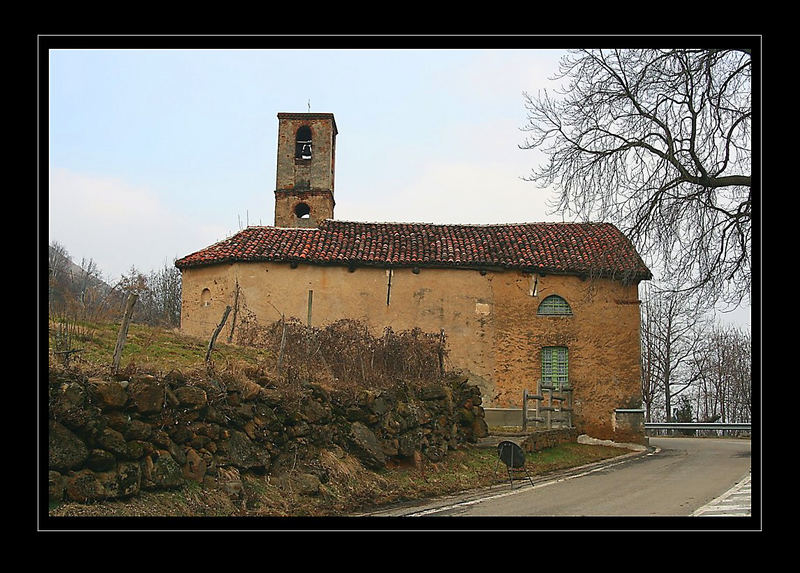 Chiesetta di campagna