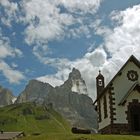 Chiesetta sul Passo Rolle