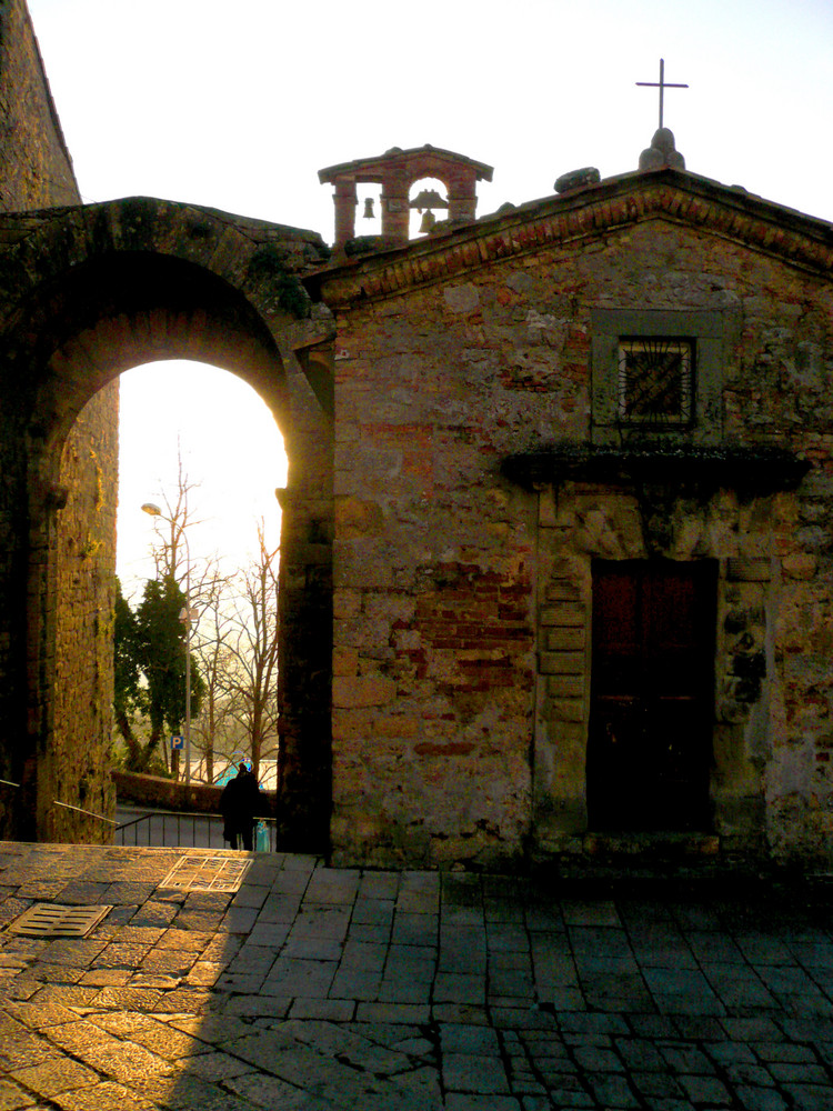 chiesina di san felice Volterra