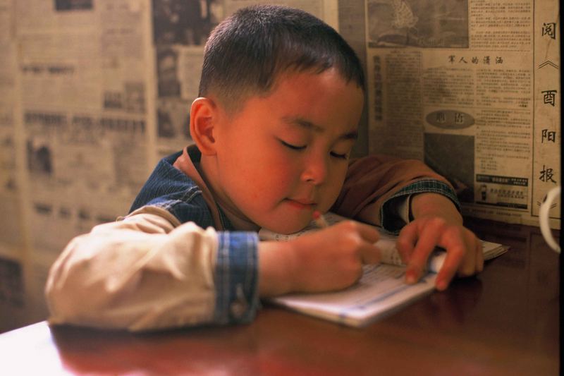 Child Studying(11_39a)