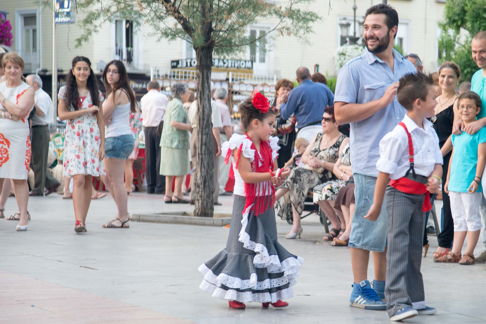 Children in their Corpus Christi's best