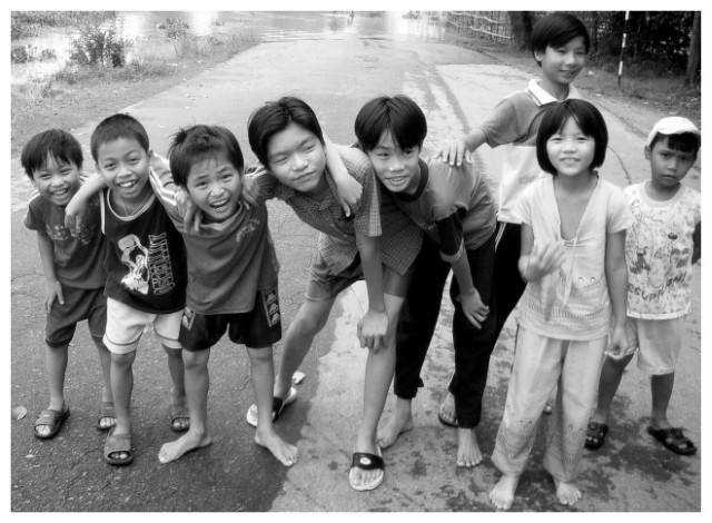 Children near Hoi An