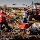 Children on the garbage dump 1