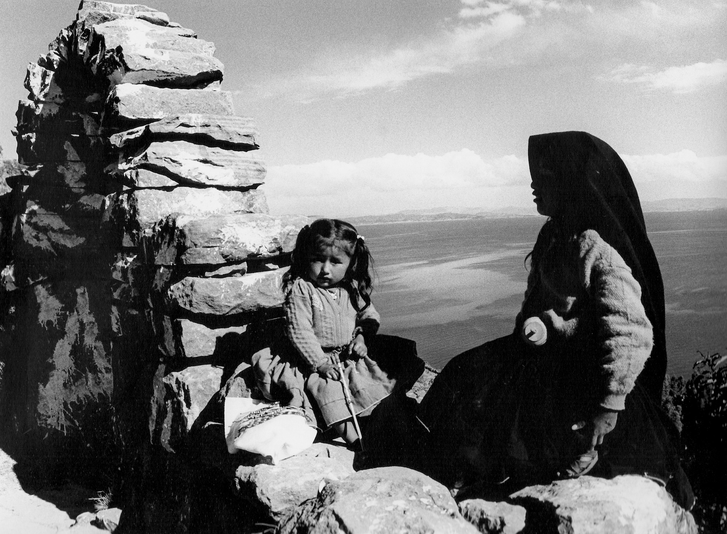 Children on Titicaca's Lake