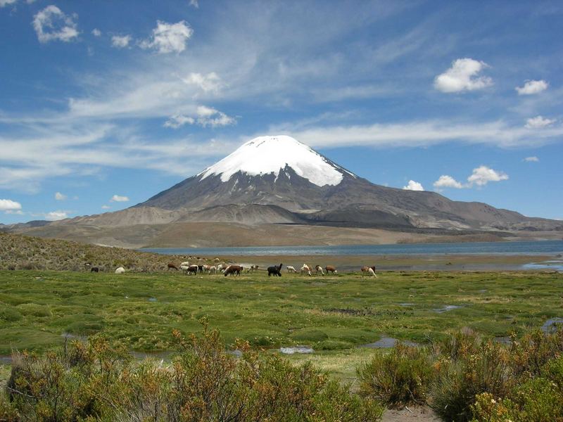 Chile - Der Parinacota-Vulkan im Lauca-Nationalpark