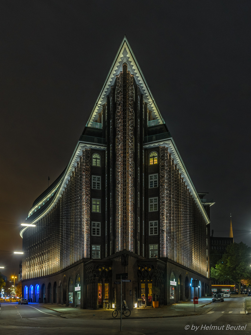 Chilehaus bei Nacht