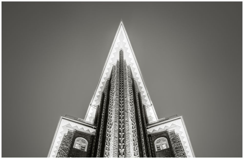 Chilehaus Hamburg Foto & Bild | nacht, hamburg, himmel ...