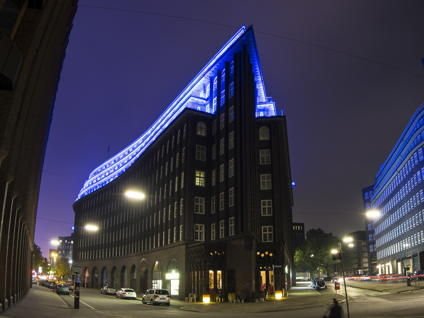 Chilehaus in Blau