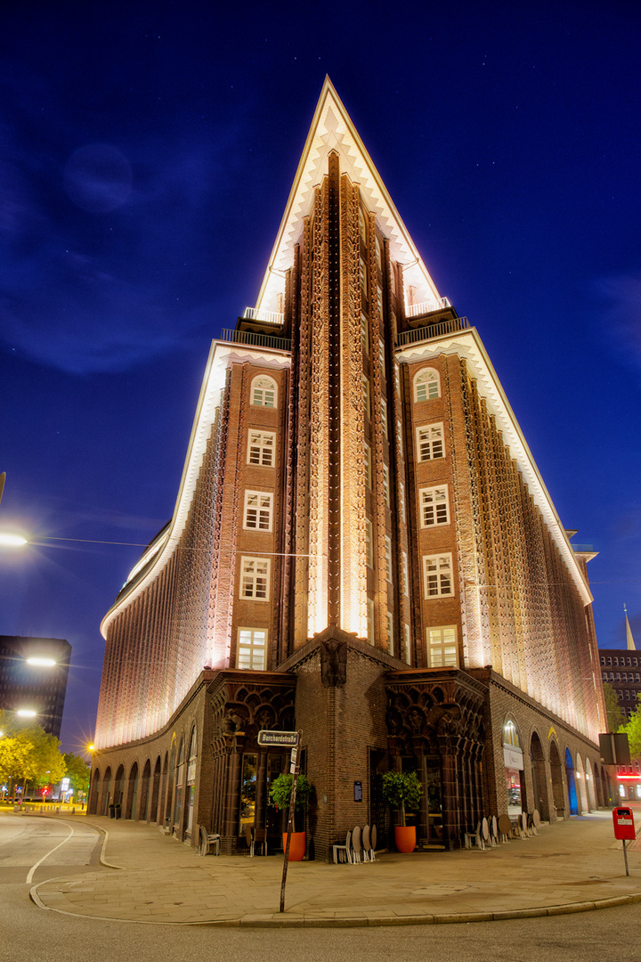 Chilehaus zur Blauen Stunde