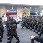 Chilenitas Jugando a ser militares