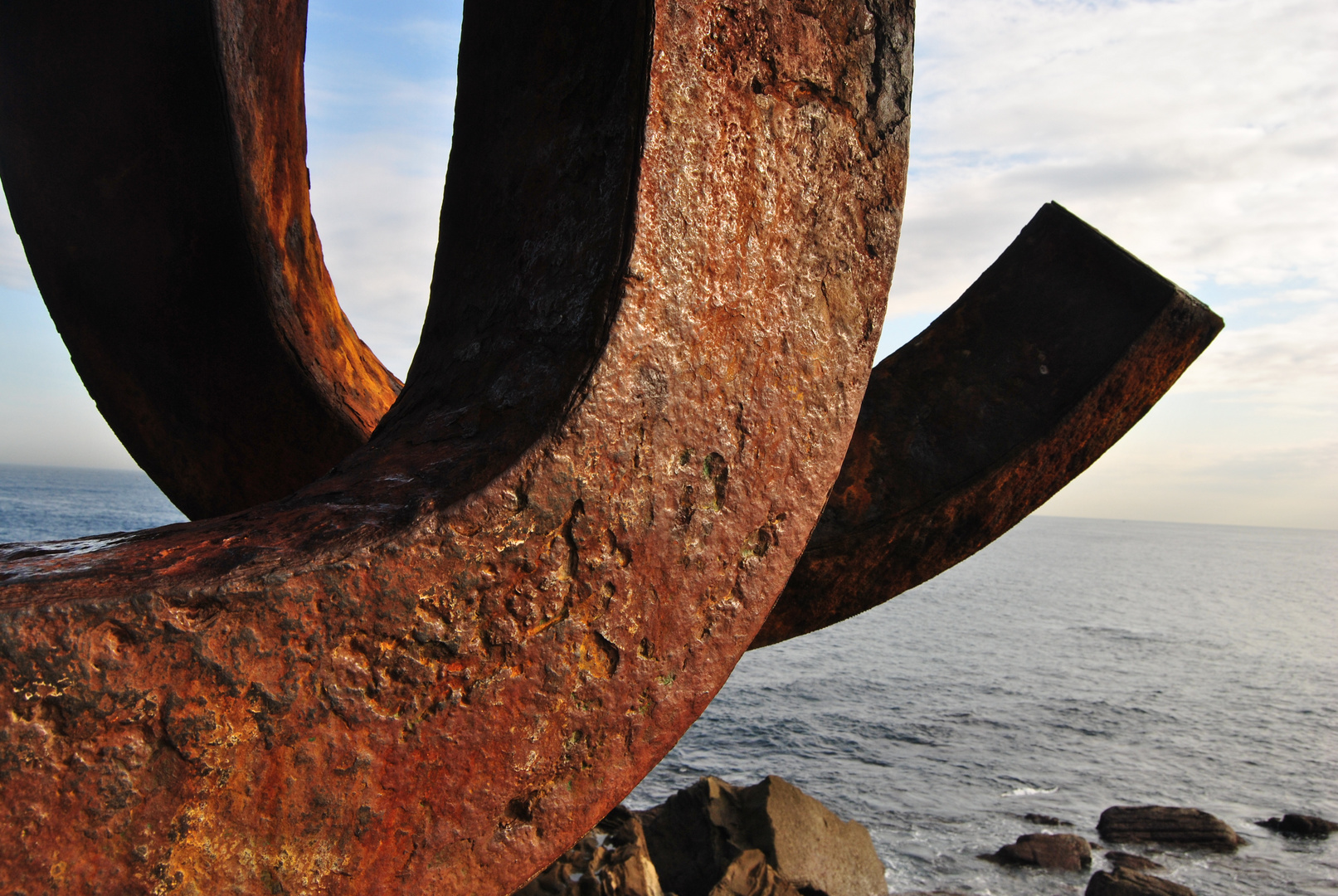 Chillida- La Fuerza del Hierro en el Arte.