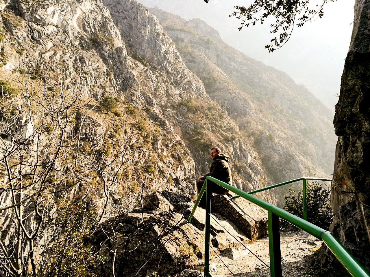 Chillin in canyon Matka