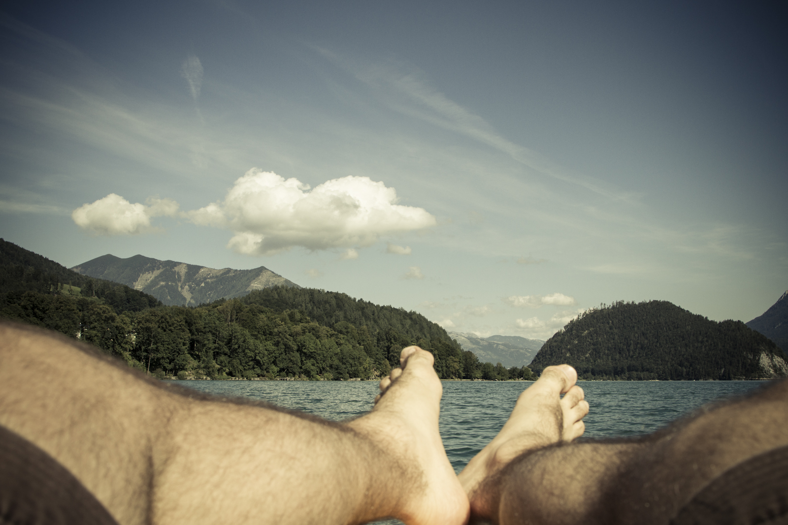 chillin on the lake