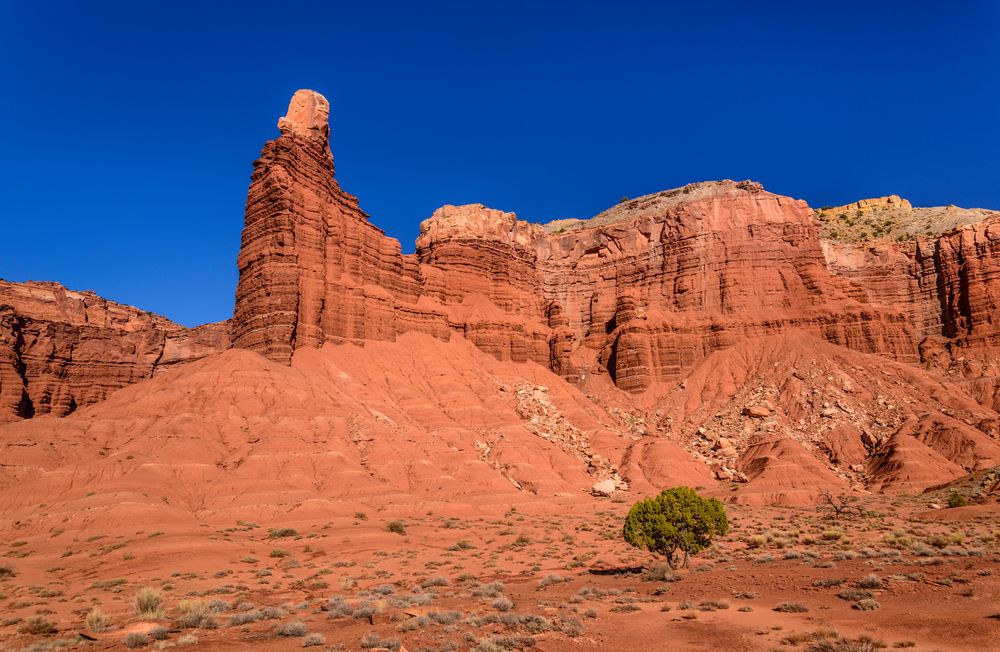 Chimney Rock, Capitol Reef NP, Utah, USA