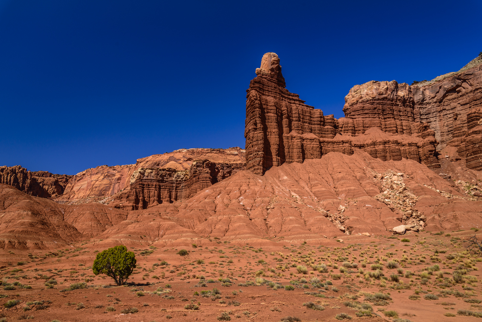 Chimney Rock, Capitol Reef NP, Utah, USA