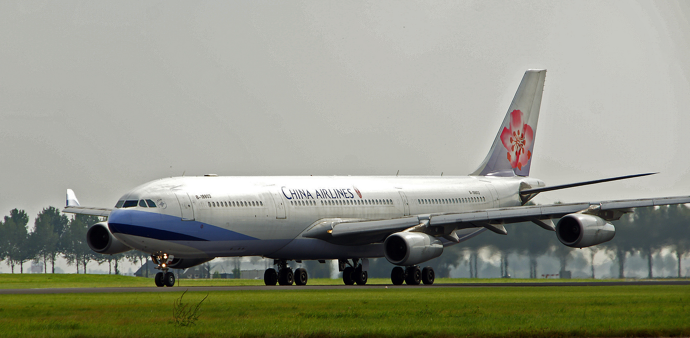 CHINA AIRLINES