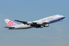 China Airlines Boeing 747-400 B-18251