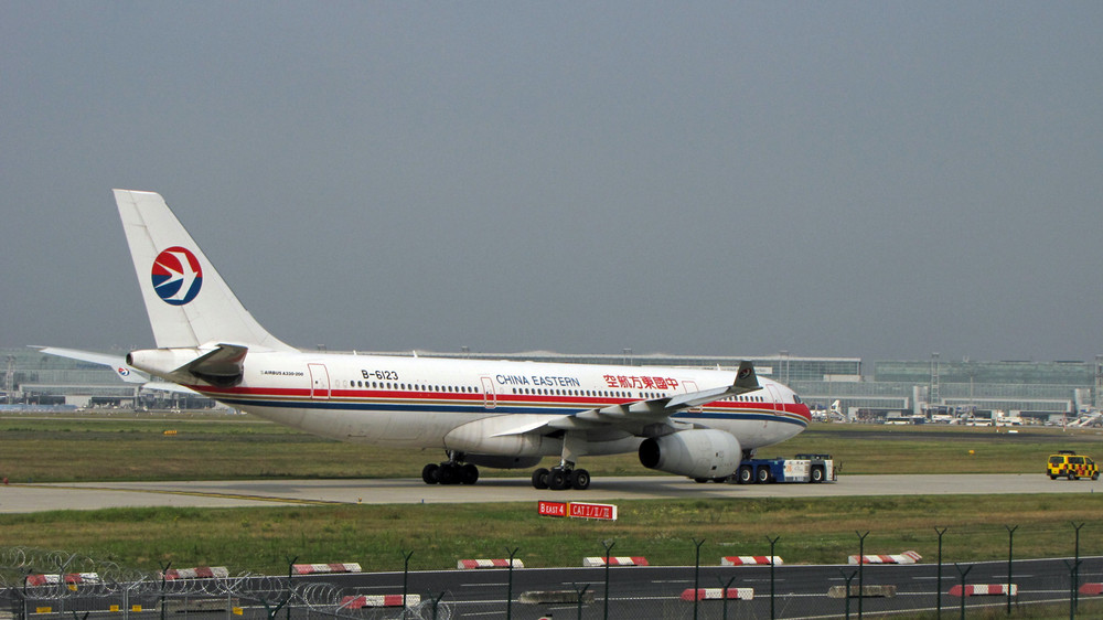 China Eastern B-6123