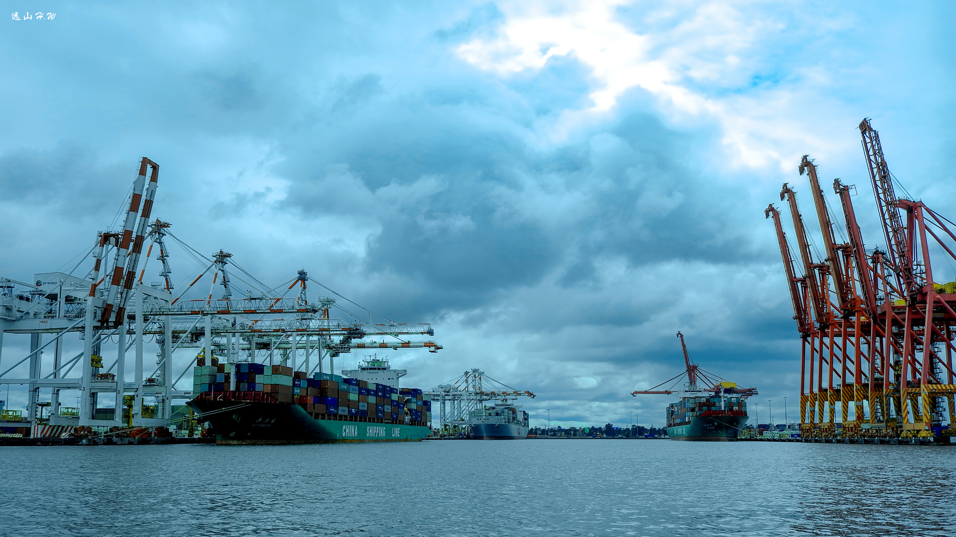 China ship in the Melbourne Port