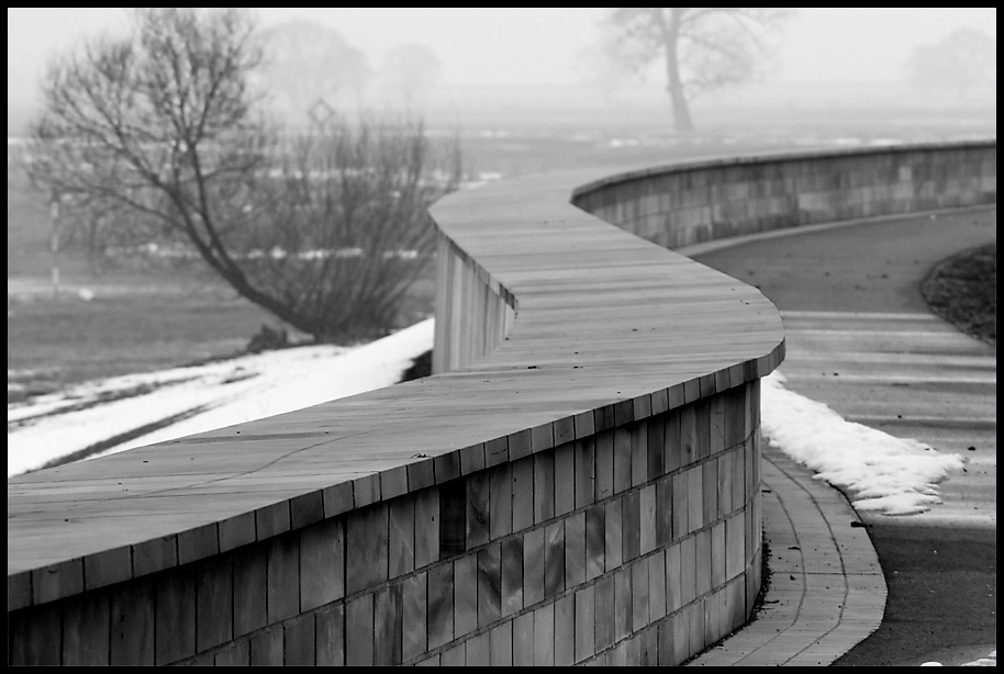 Chinesische Mauer an der Elbe