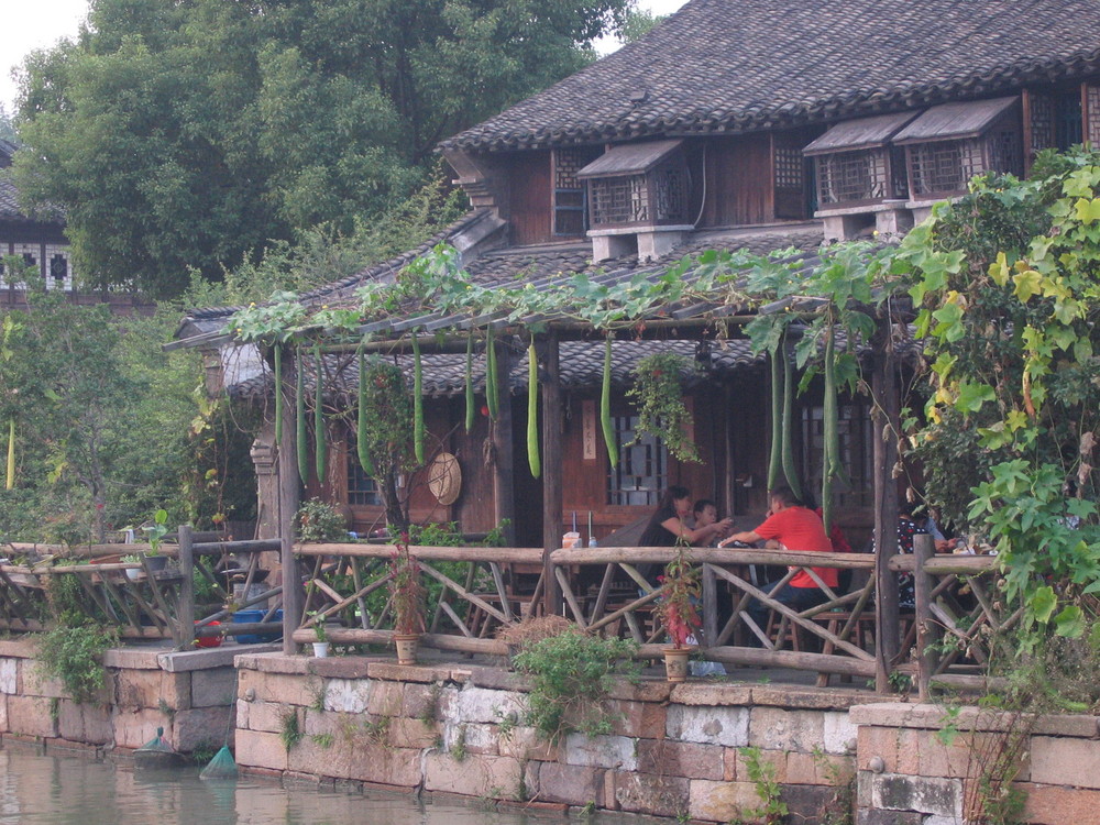 Chinesischer Feierabend im Wasserdorf