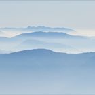 CHINESISCHES AQUARELL ODER BERGWELLEN