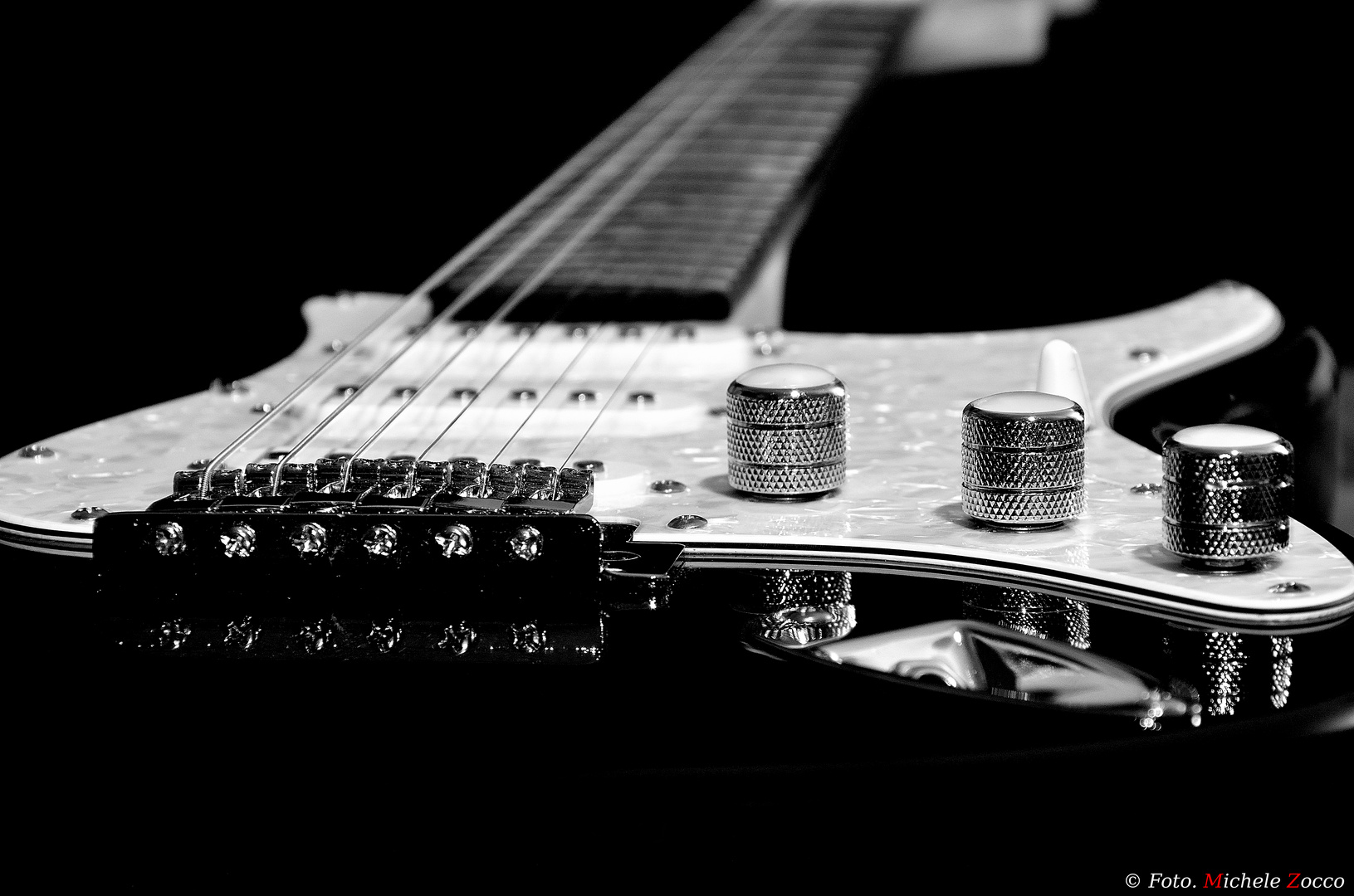 Chitarra Elettrica black & white