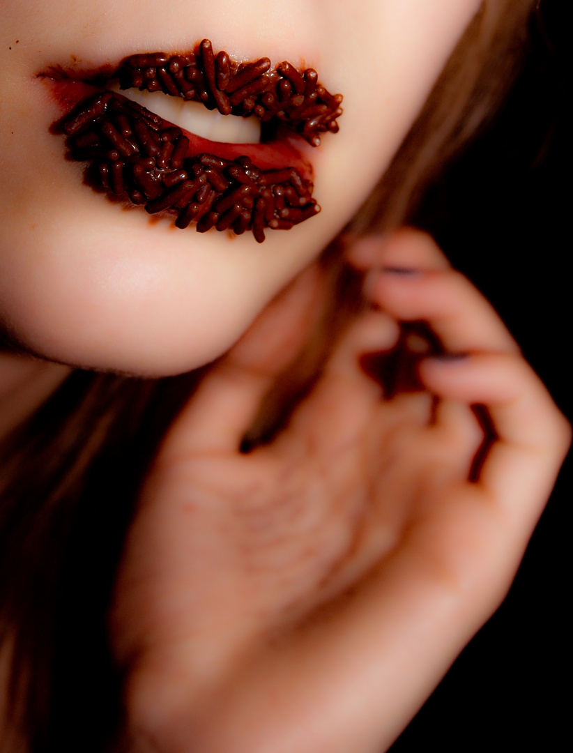 chocolate lips