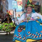 Cholita bailando, Gran Poder, La Paz, Bolivia