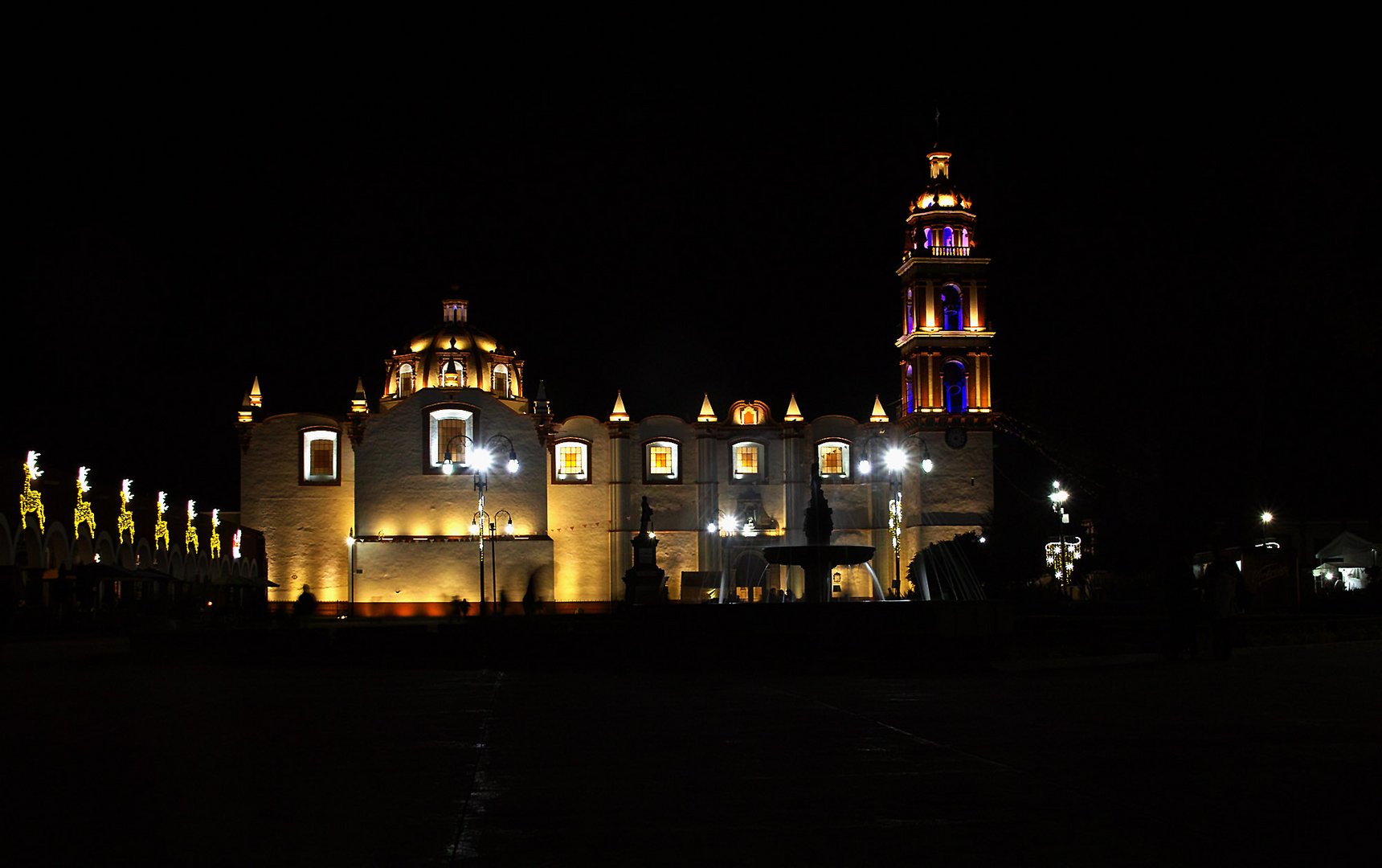 Cholula by night