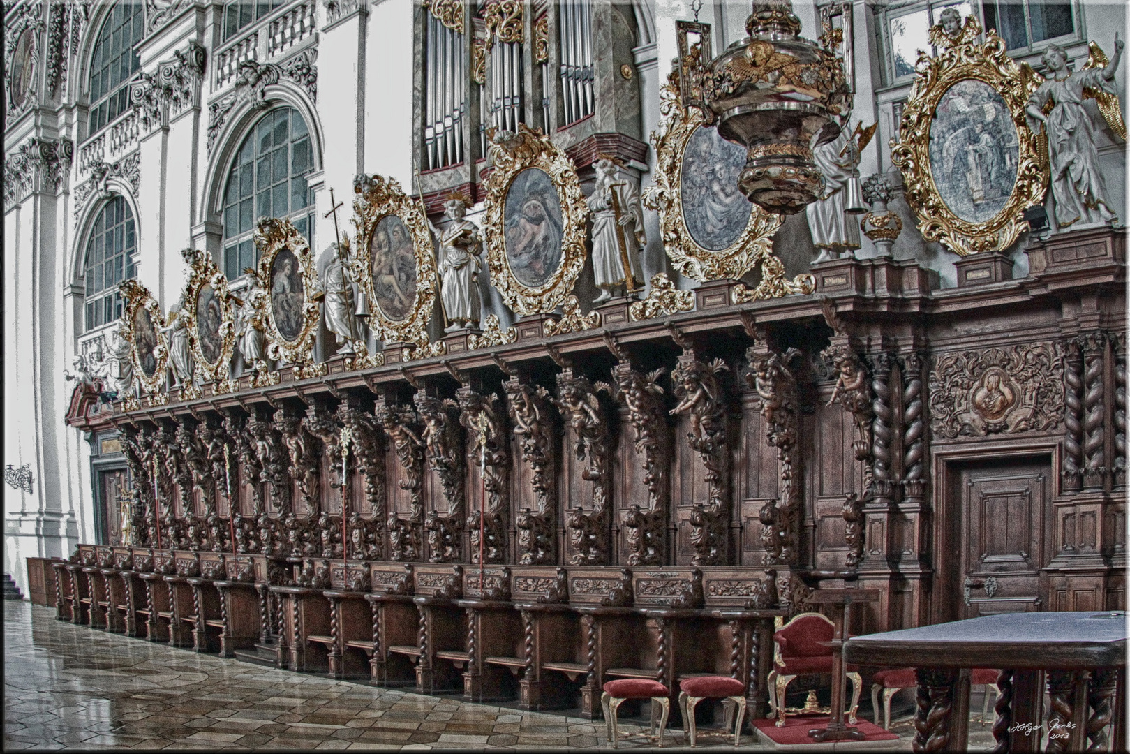 Chorgestühl am Hauptaltar der Basilika Waldsassen i.d. Oberpfalz