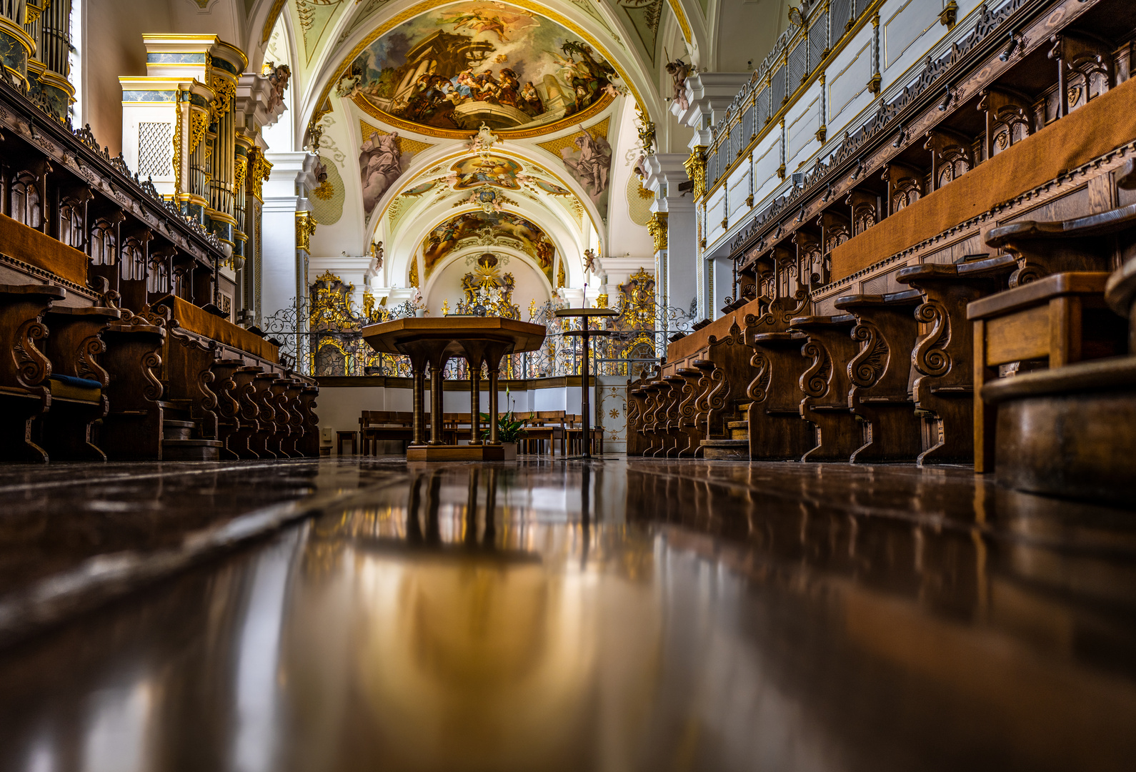 Chorgestühl in der Abtei Oberschönenfeld