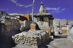 Chorten inside Mustang town