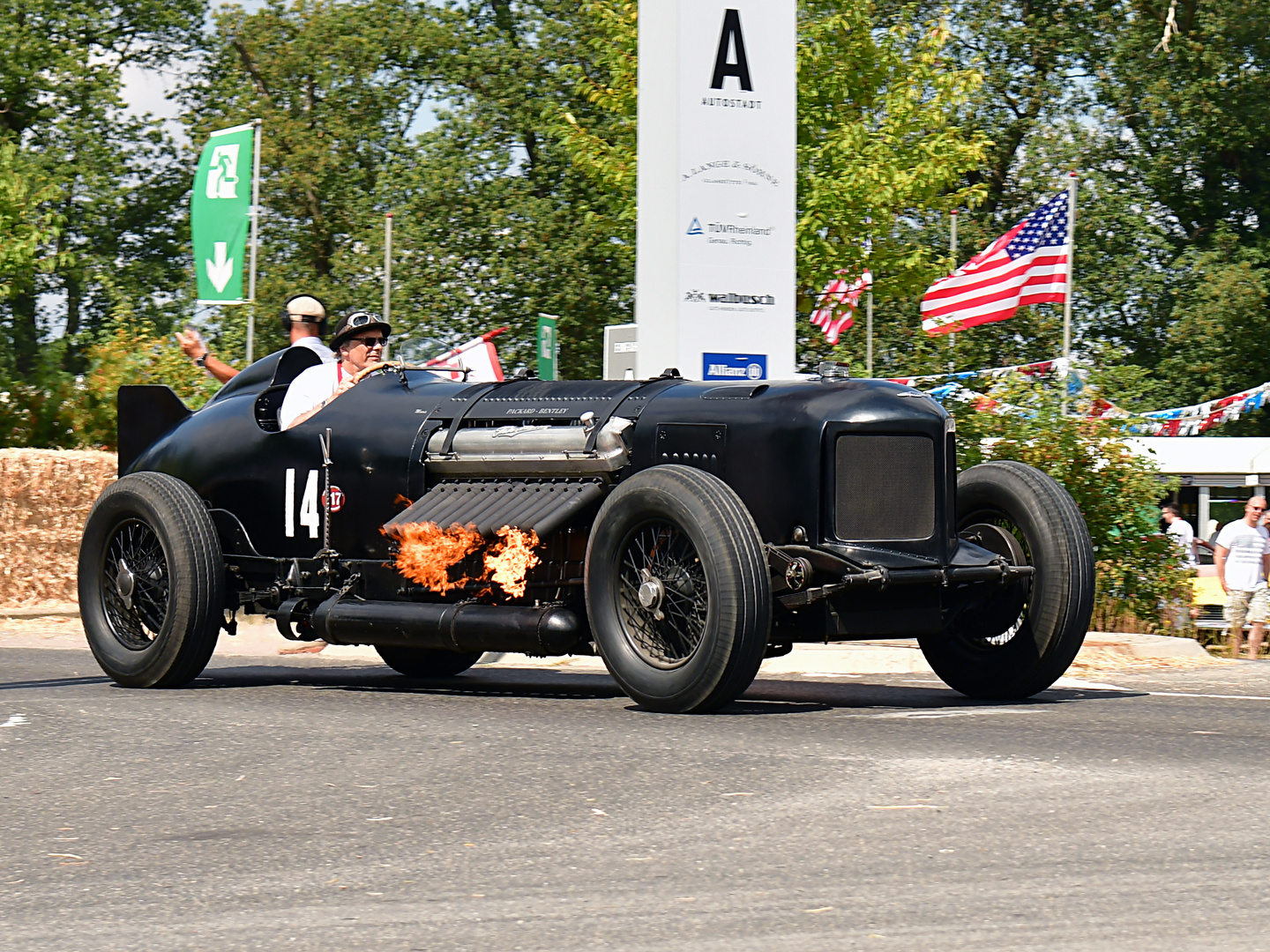 Chris Williams mit seinem Packard Bentley bei den Schloss Dyck Classic Days 