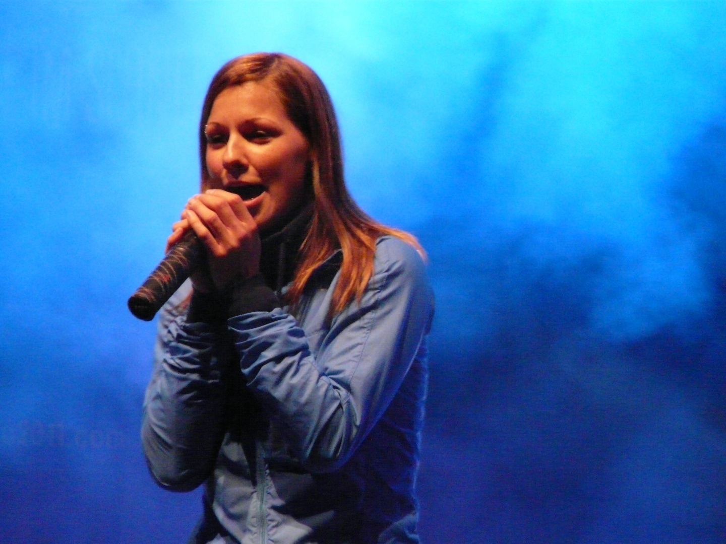 Christina Stürmer am 12.02.2011 im Garmischer Kurpark