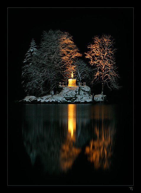 Christlieger bei Nacht