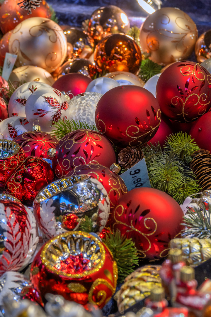 CHRISTMAS TIME - CHRISTMAS MARKET ULM