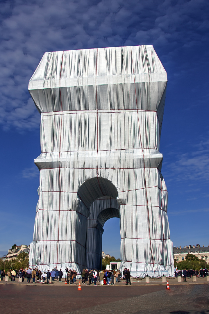  Christo - L'Arc de Triomphe